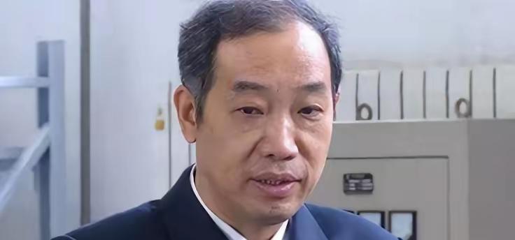 🌛马伟明院士又抛出了一个大胆想法，计划在平均海拔4000米的青藏高原，铺设