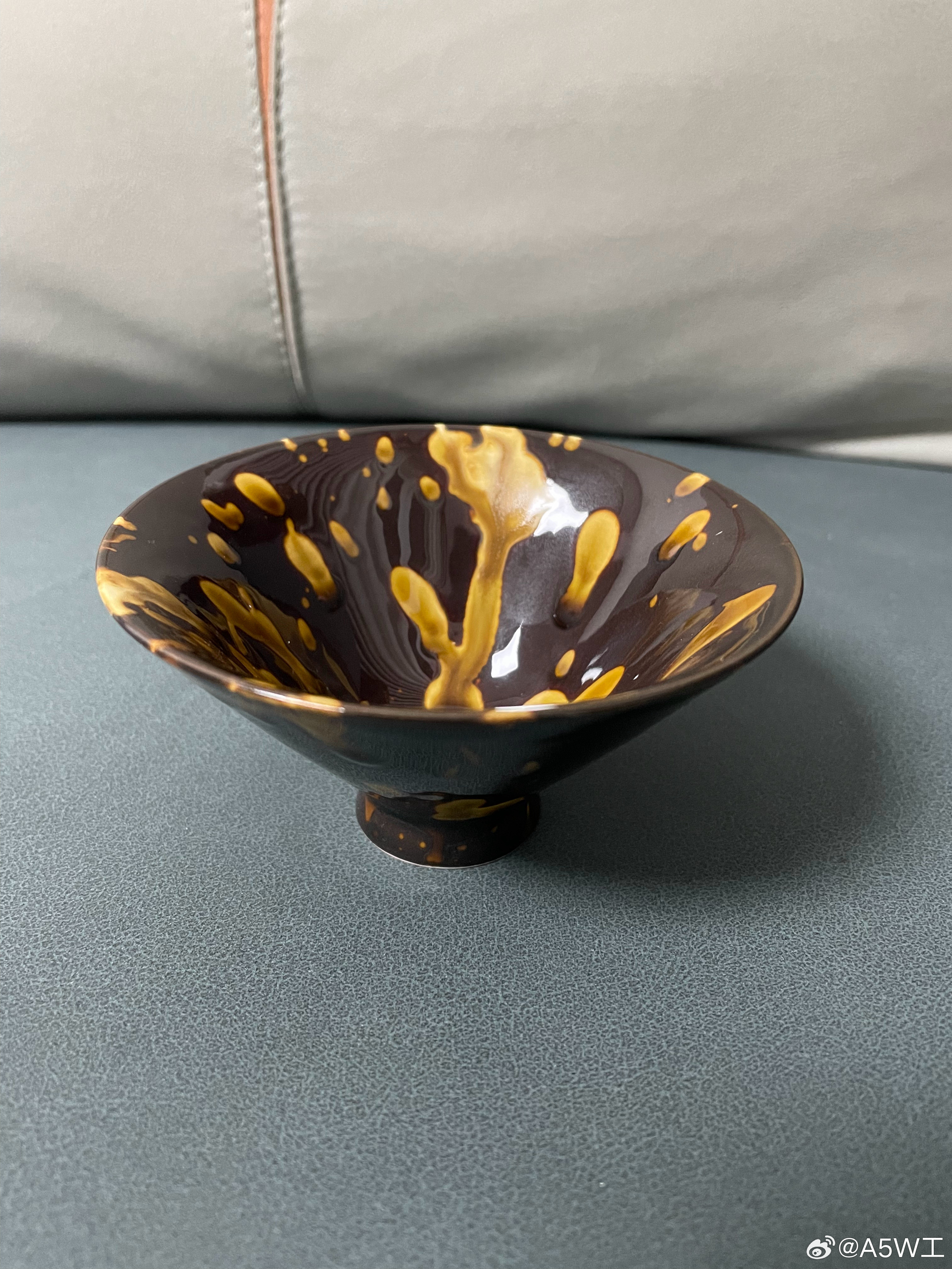 今日回我打铁的村里溜达了一圈，见到几个老熟人。还是村里生活好啊，还是老话除了不挣