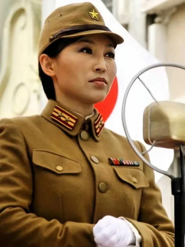 又出来霍霍大家了！说起郭靖宇的剧，网友调侃简直是“郭家班内部晚会”：老公当导演