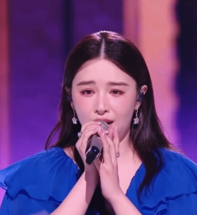 阚清子唱哭那晚，我忽然懂了，不完美的真实，才是成年人的共鸣！刷到阚清