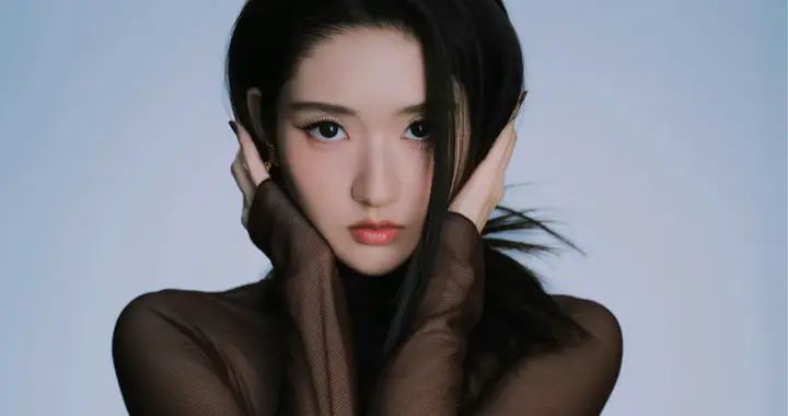 王玉雯微博之夜高颜值造型曝光 这套穿搭显瘦显高