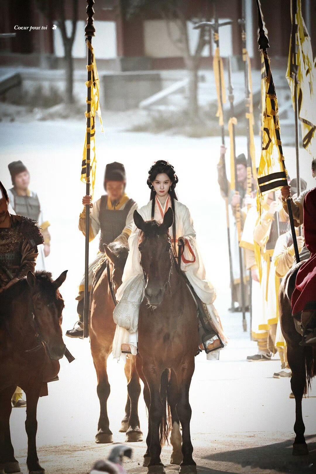 支持陈都灵演女帝的请举手🙋🏻♀️