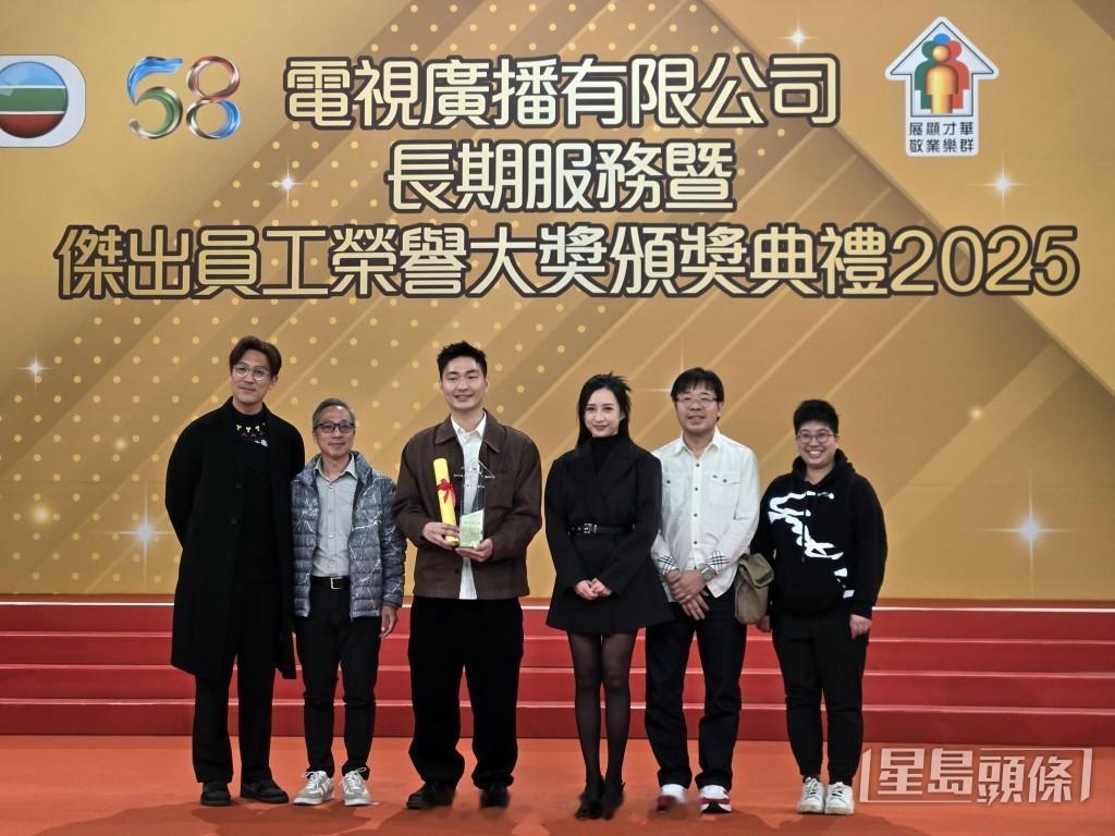 星岛：TVB长期服务暨杰出员工荣誉大奖丨龚嘉欣谭俊彦吸金力惊人双双荣膺TVB杰