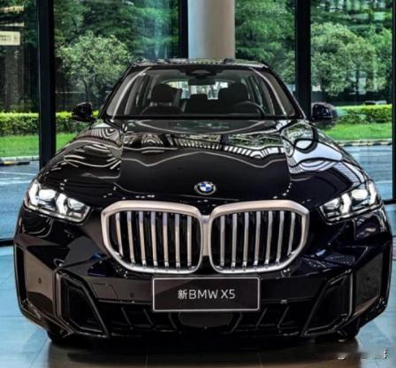 宝马X5的魔幻境遇：150万抢着买，50万却输给鸿蒙电车谁能想到，曾经的豪