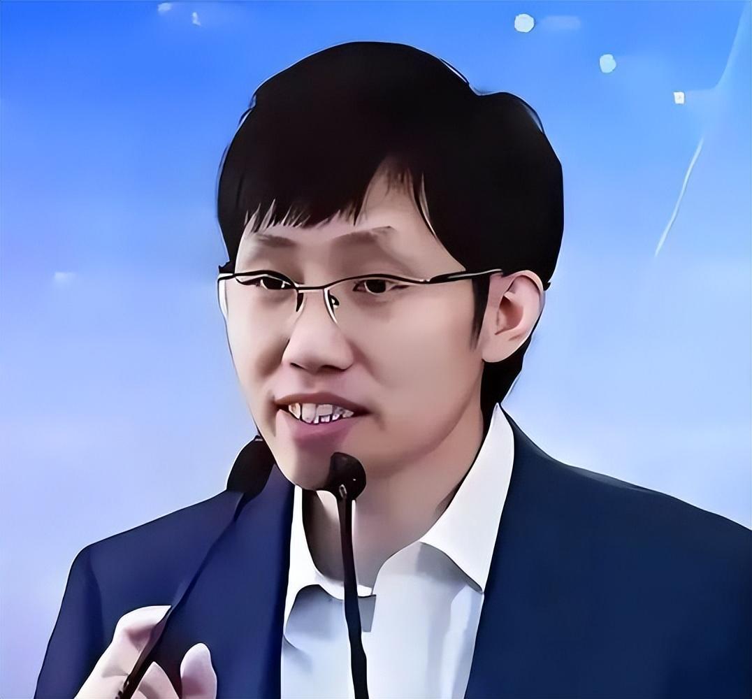 当DeepSeek的融资消息刷屏全网，450亿美元的估值让整个科技圈震动。