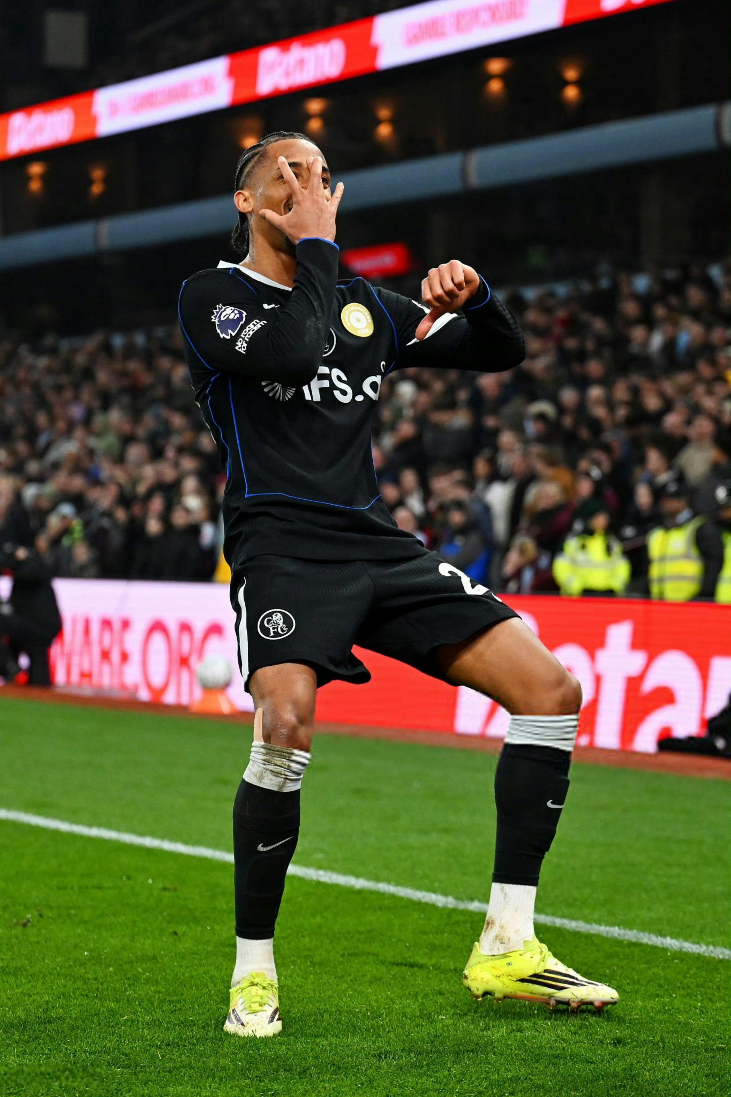 阿斯：佩德罗有望破20球大关，安帅已视其为世界杯前锋首选《阿斯报》报道，巴西前锋