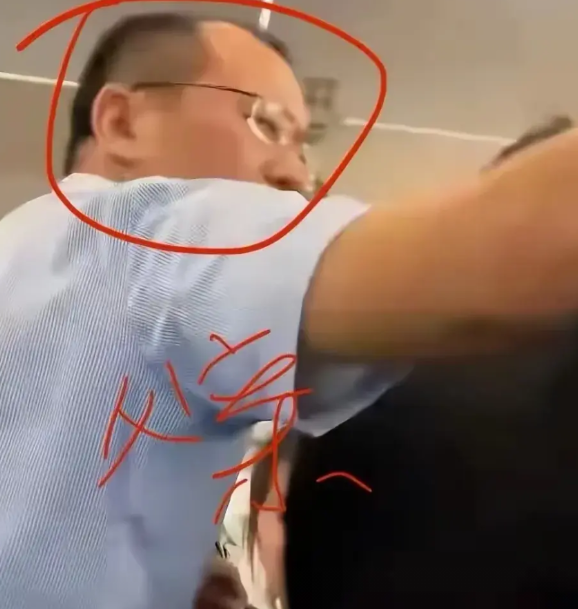 南航打人一家人的生意恐怕很难在经营下去了，不是因为生意做的不好，也不是因为溺爱小
