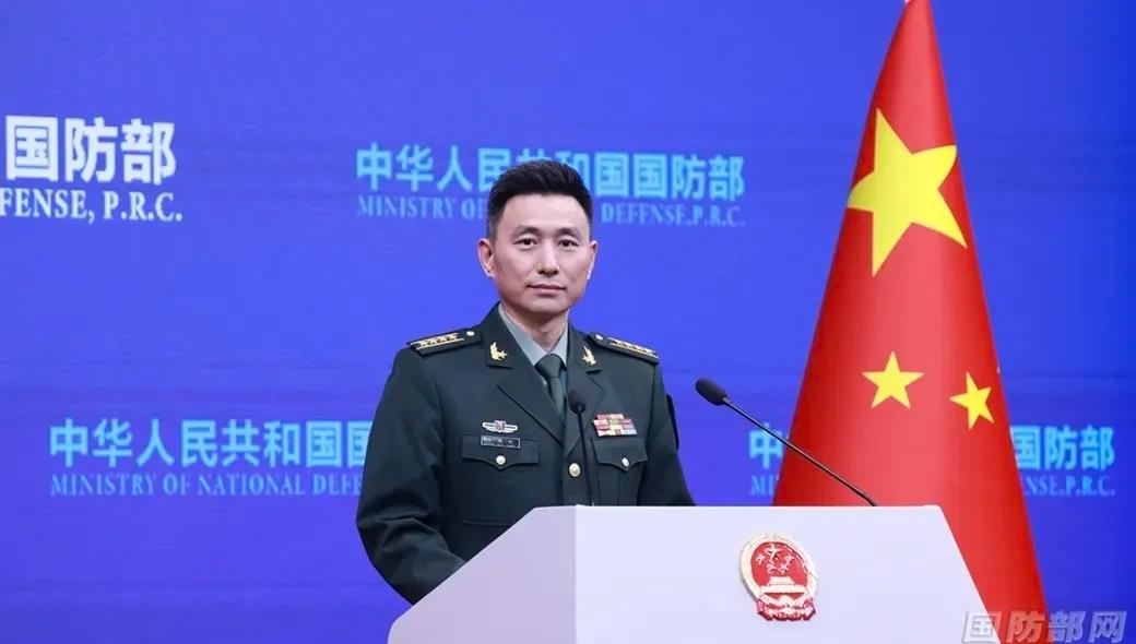 国防部传来第4艘航母消息4月30日下午，北京国防部新闻厅成了舆论的聚焦点。就