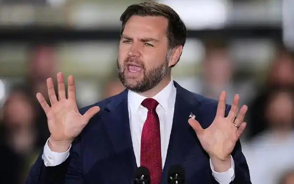 美国算是栽了大跟头，仗打得不顺，还跟最铁的盟友撕破脸，如今真成了孤家寡人，最近美