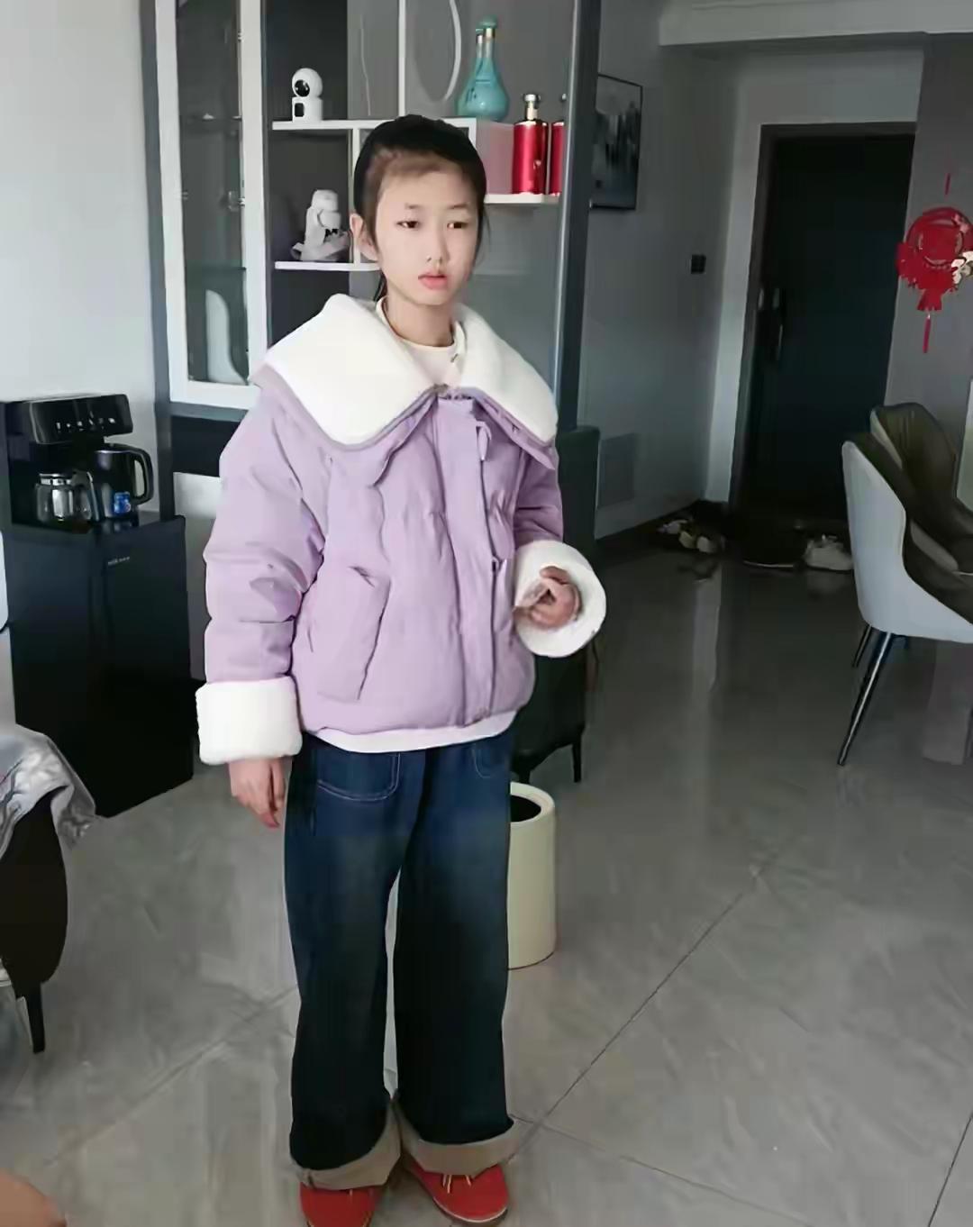 “摔了一跤，人就没了！”湖南邵阳11岁女孩范语嫣清晨倒地后再没醒来，头晚还在视频