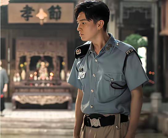 一个多亿投资的男人剧，男观众却寥寥无几！郭靖宇导演心里憋屈坏了。本以为是荷尔蒙爆