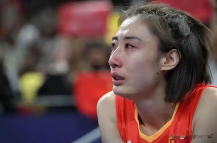 中国女排遗憾结束世锦赛征程，无缘八强。以下是队员们接下来的行程安排：1.李盈