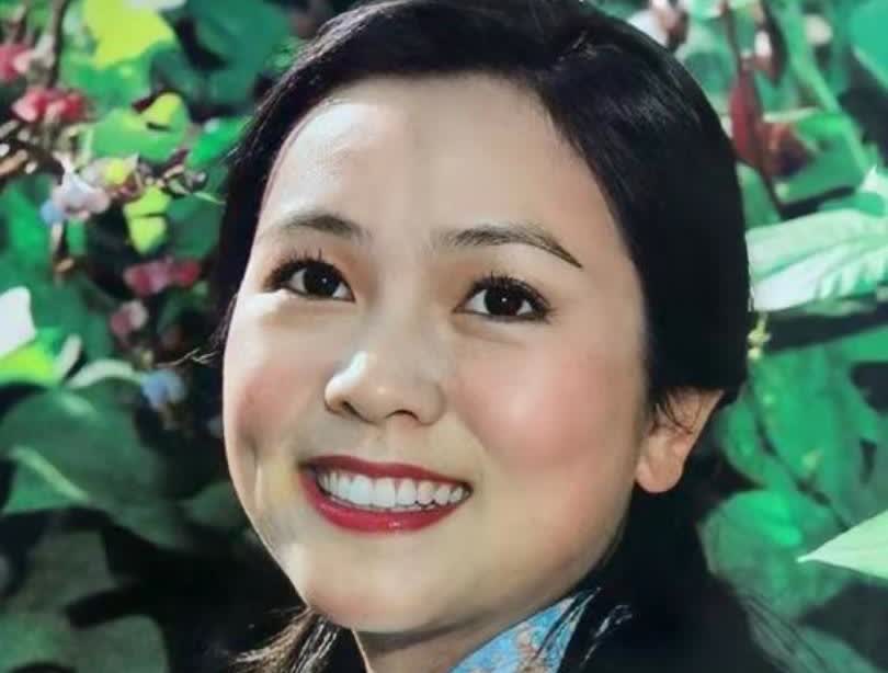 著名影星洪学敏现状：自然衰老气质佳，67岁仍未婚未育，定居香港