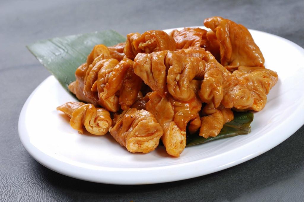 肥肠再次成为关注对象！医生发现：常吃肥肠，身体会出现5大变化 肥肠这玩意儿，