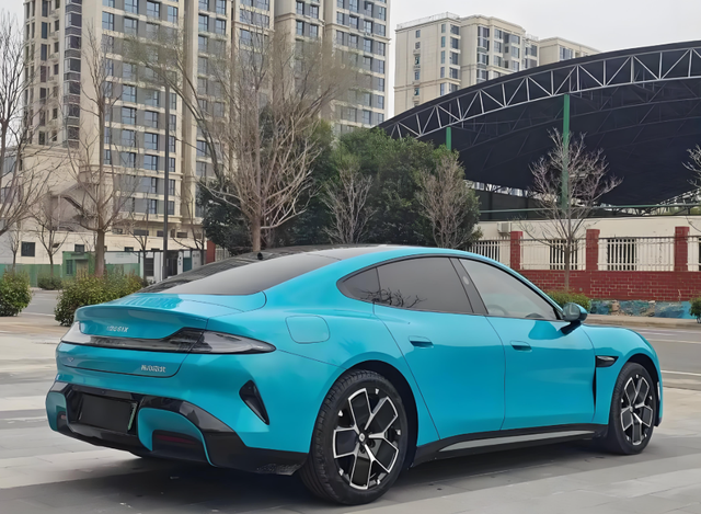 【小米SU7让我觉得“等等党”赢了】提车俩月的小米SU7车主的我，