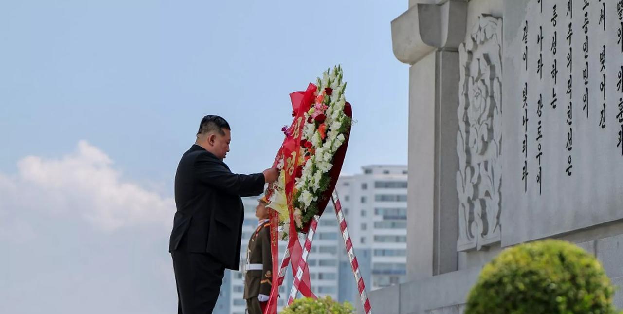 朝鲜金正恩纪念中国人民志愿军抗美援朝，引起外界高度关注7月26日，朝鲜举行“解