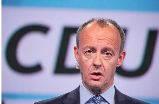 用人朝前、不用人朝后就是现在的欧洲。法国总统要访华了，因为法国不行了，内