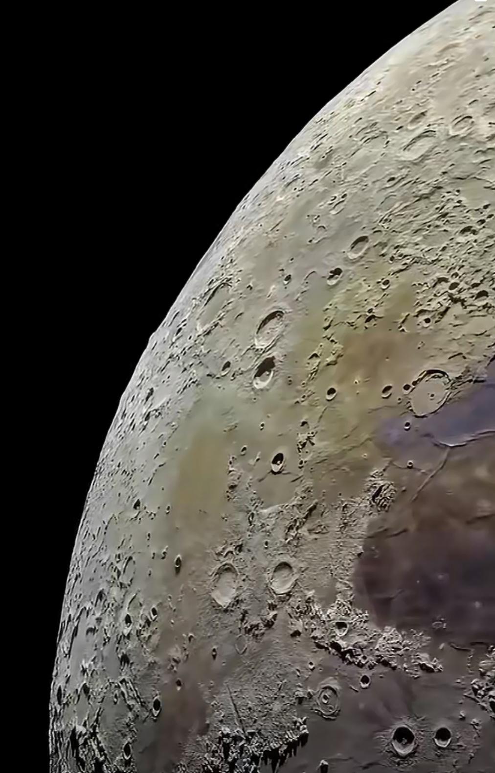 这是美国探月飞船阿尔忒斯2号拍摄的迄今为止最清晰的月球照片，人类就要再次登月了！