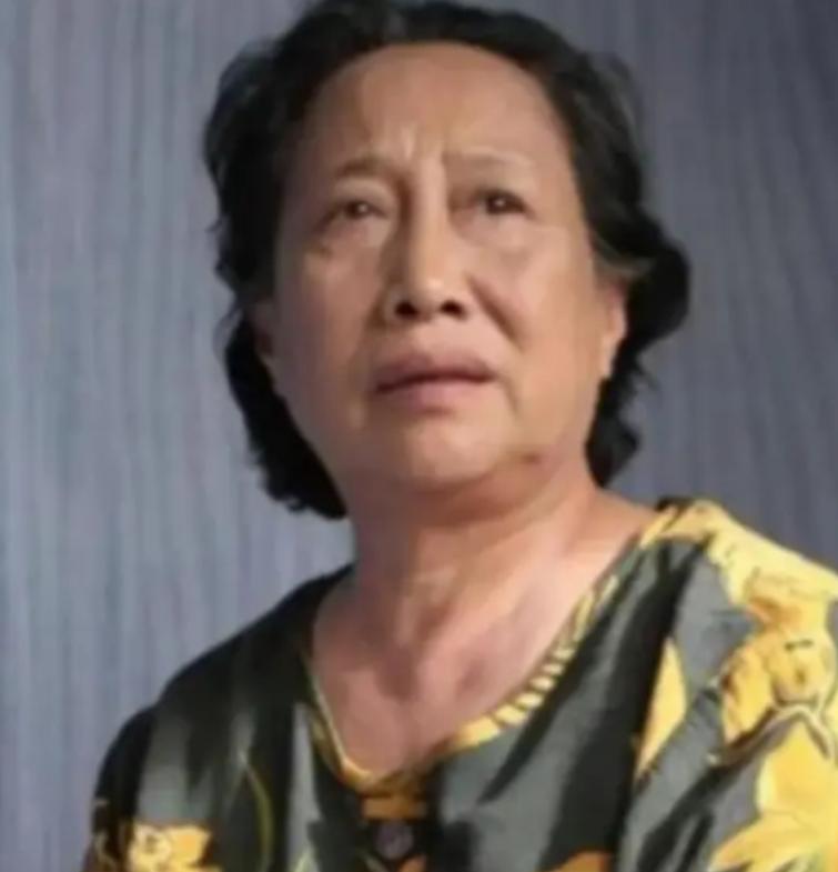 1980年，演员孙桂田花2.6万在北京故宫旁买了一个四合院，后来她又陆陆续续买了