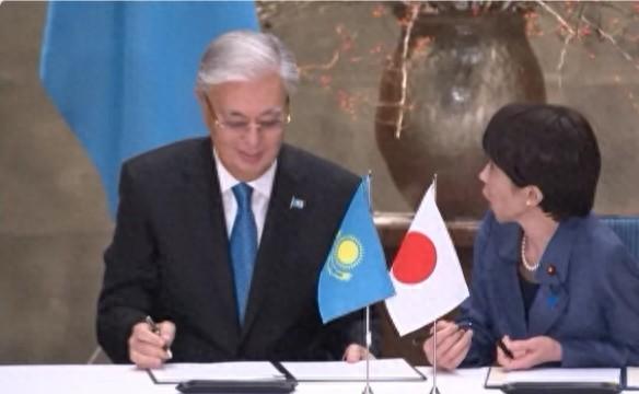 虽然哈萨克斯坦要向日本出口能源和稀土，但是却不能使用中欧班列 哈萨克斯坦