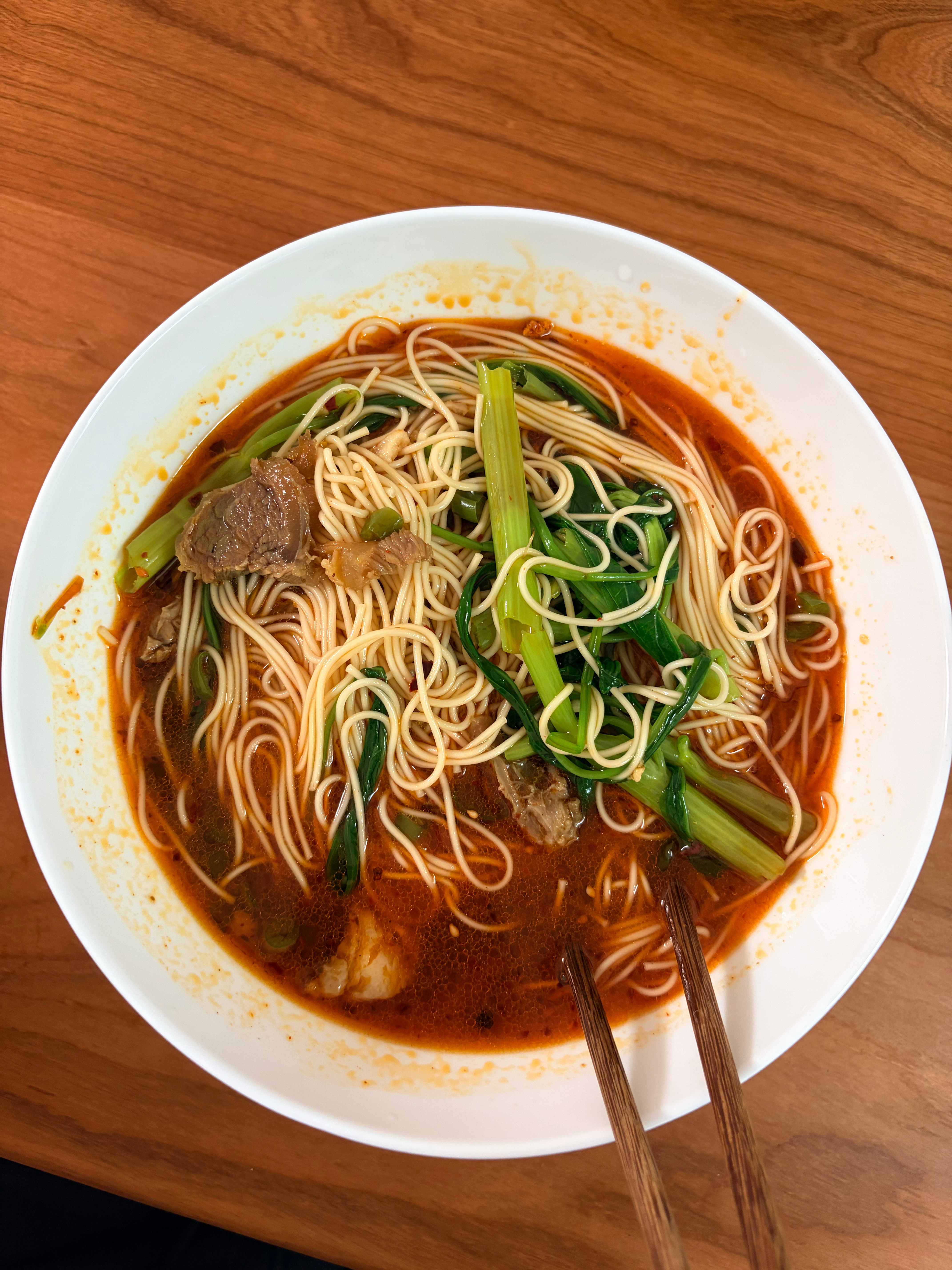 自制牛肉面（实际上是川渝人擅长的剩菜下面）​​​