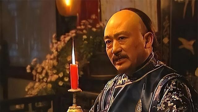 被雍正圈禁十三年，十四阿哥临死才看透：康熙给的20万大军，压根不是让他当皇帝
