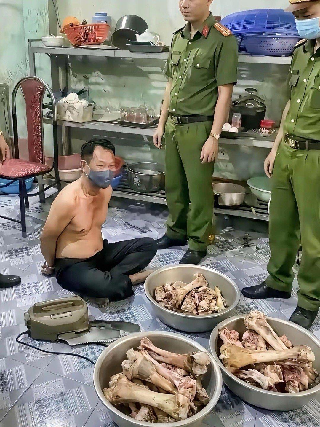 经常屠宰的朋友都知道，骨头才是最难处理的