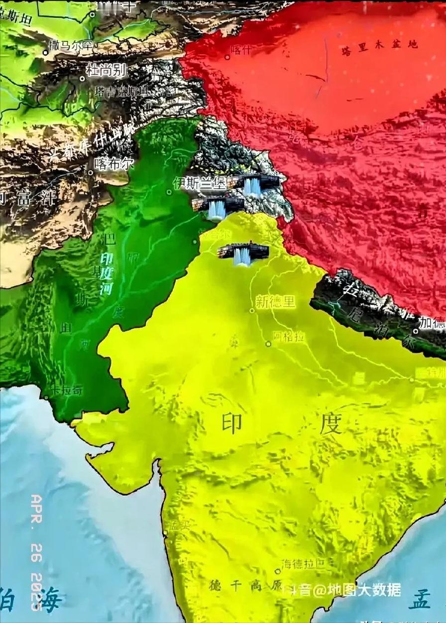 巴基斯坦记者说：伊朗的下场证明我们选择中国没有错！在瓜达尔港采访的这些天，万