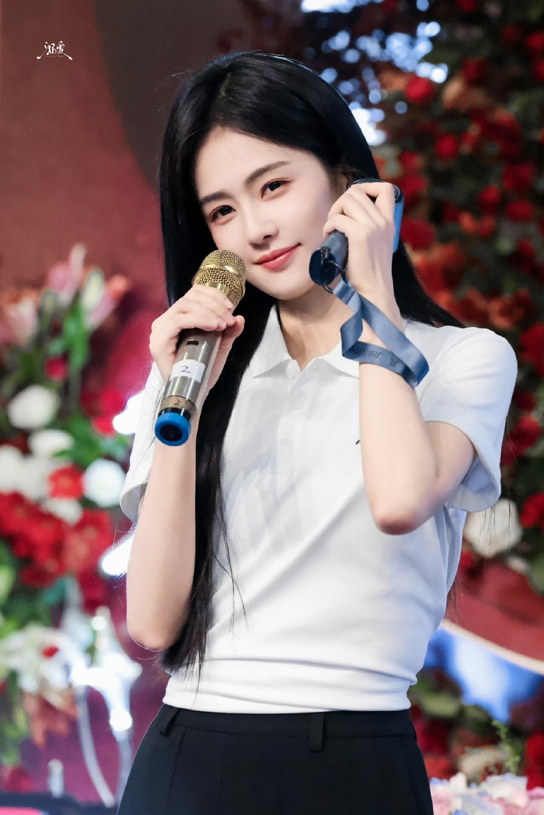 白鹿短发好干练白鹿短发也可以性感和可爱《开到荼蘼》王韵娜造型释出，短发干练飒爽，
