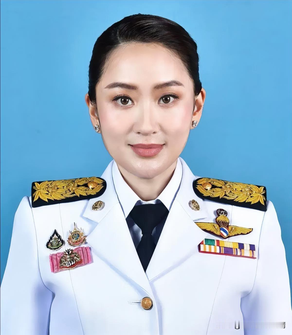 泰国大选再掀波澜！12月24日，泰国政坛传来关键消息——看守总理阿努廷在自