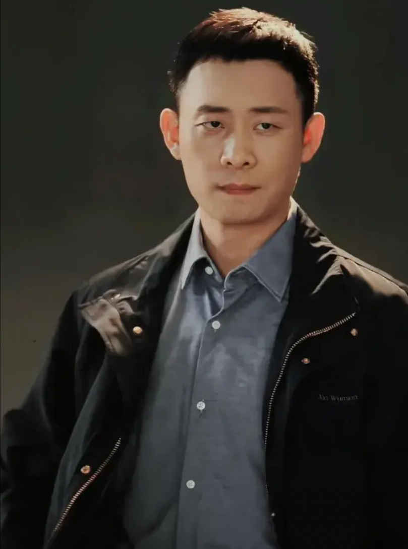 张译《以法之名》再封神！影帝演绎赘婿检察官，从憋屈隐忍到绝地反击的炸裂演技！