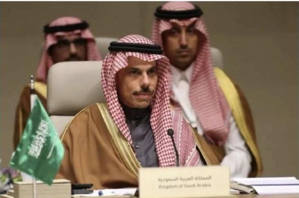 沙特“挨了打”，为何不下场？沙特要是真的直接下场，就应验那句著名的阿拉伯谚语