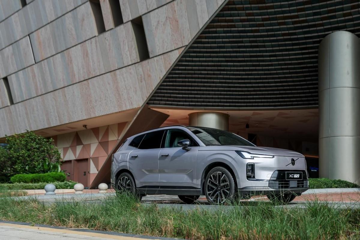 别人还没准备好，沃尔沃已经开始在1月就加速了！纵观整个豪华品牌，沃尔沃绝对算是