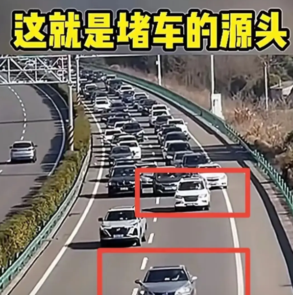 这就是五一堵车的源头，三波大聪明司机，全都想一块去了。第一波大聪明：4月30