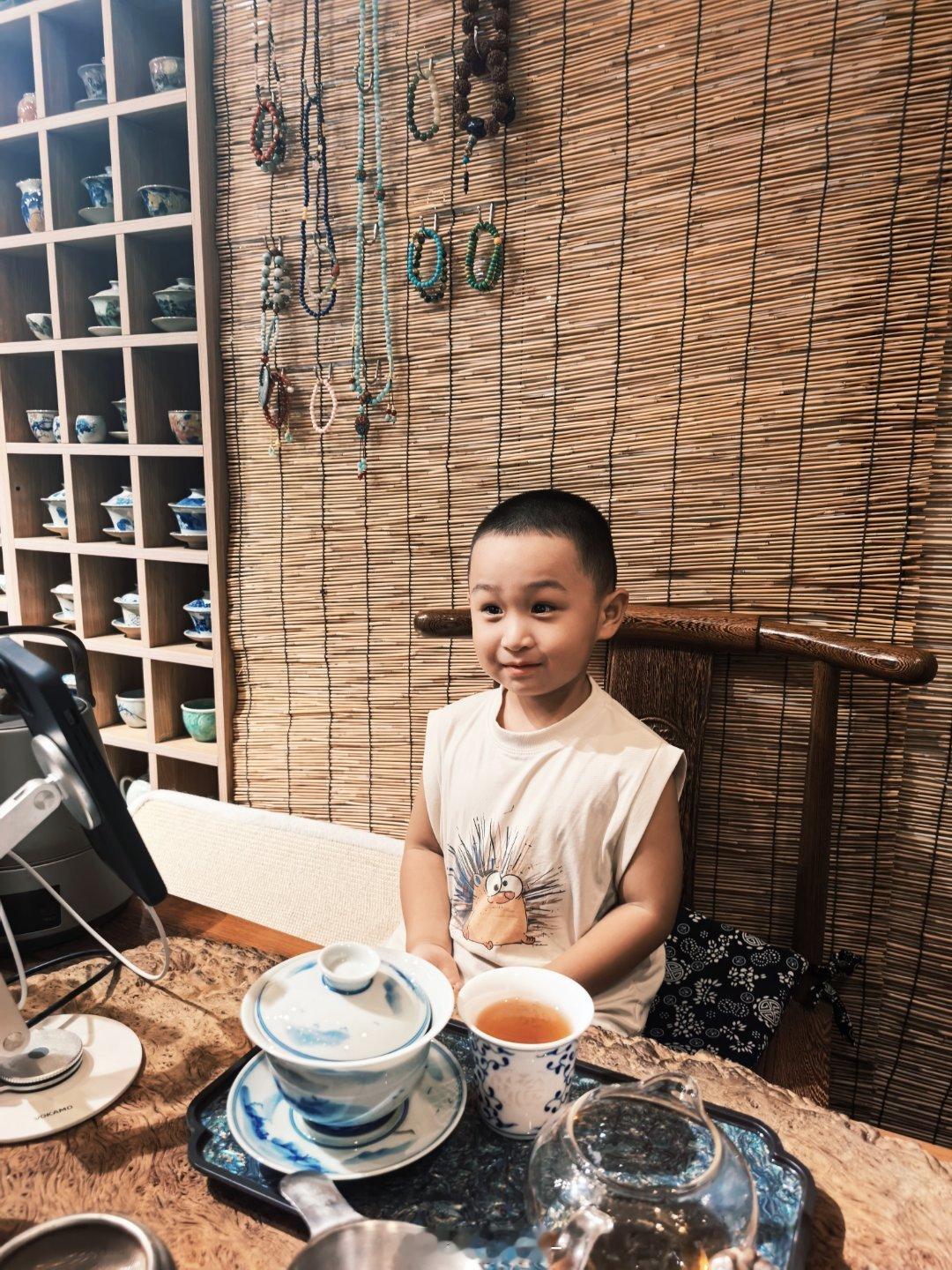 对于喝茶这件事还是很积极的​​​