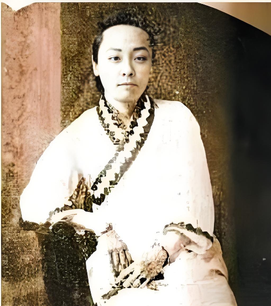 【晚清妓女赛金花】1900年8月15日，八国联军杀进北京城，开始对北京实行分区占