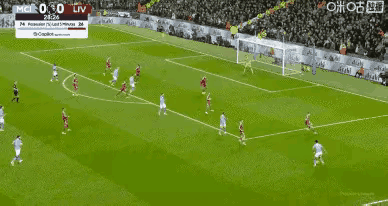 踢到今天才发现，利物浦今夏转会最大的败笔就是放走迪亚斯。本场输给曼城很难说球队