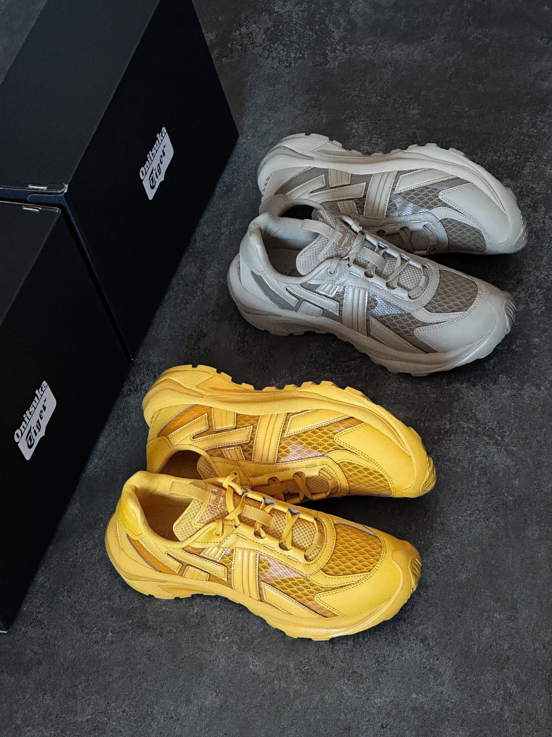 现在的越野跑鞋也太会了｜颜值功能双在线