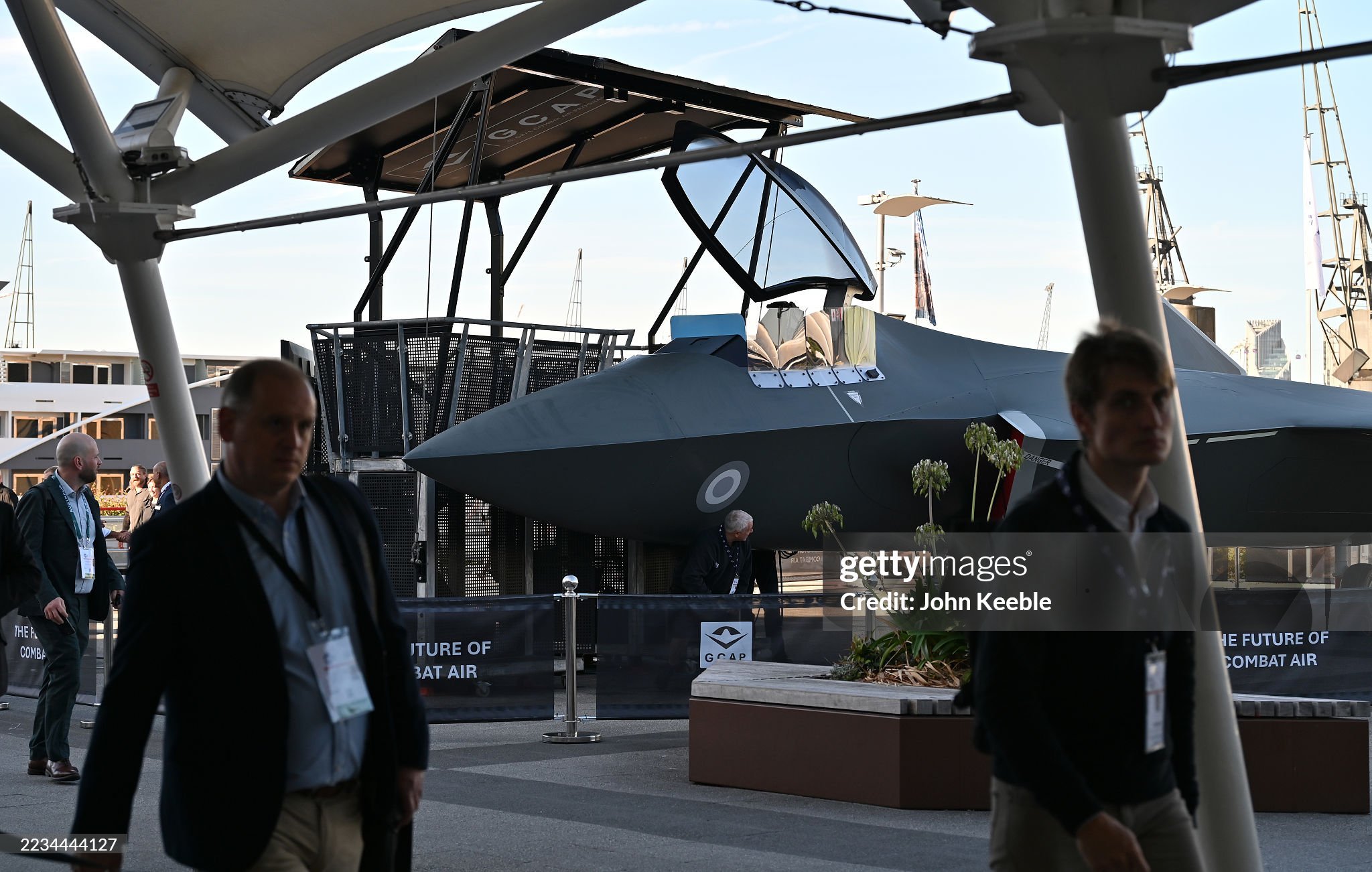 每天认识一件兵器英国DSEI，英、日、意三国联合GCAP/EdgeWing六代