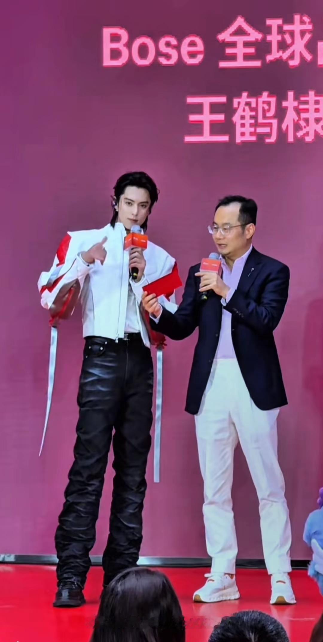 身材比例异于常人