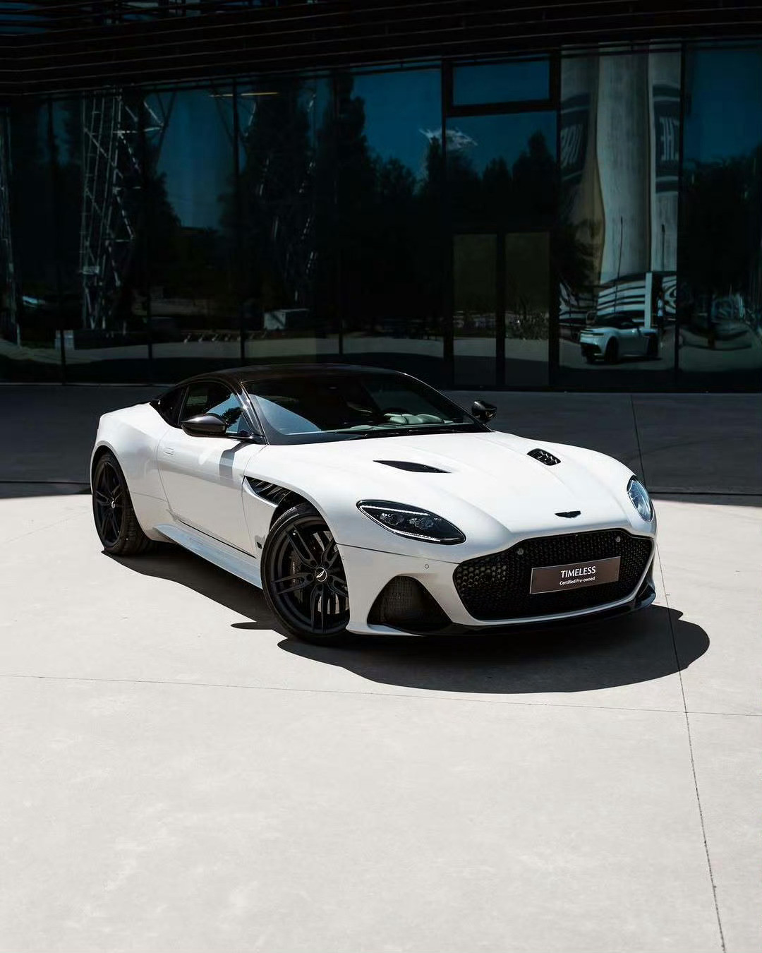 阿斯顿·马丁DBS[墨镜][墨镜]​​​