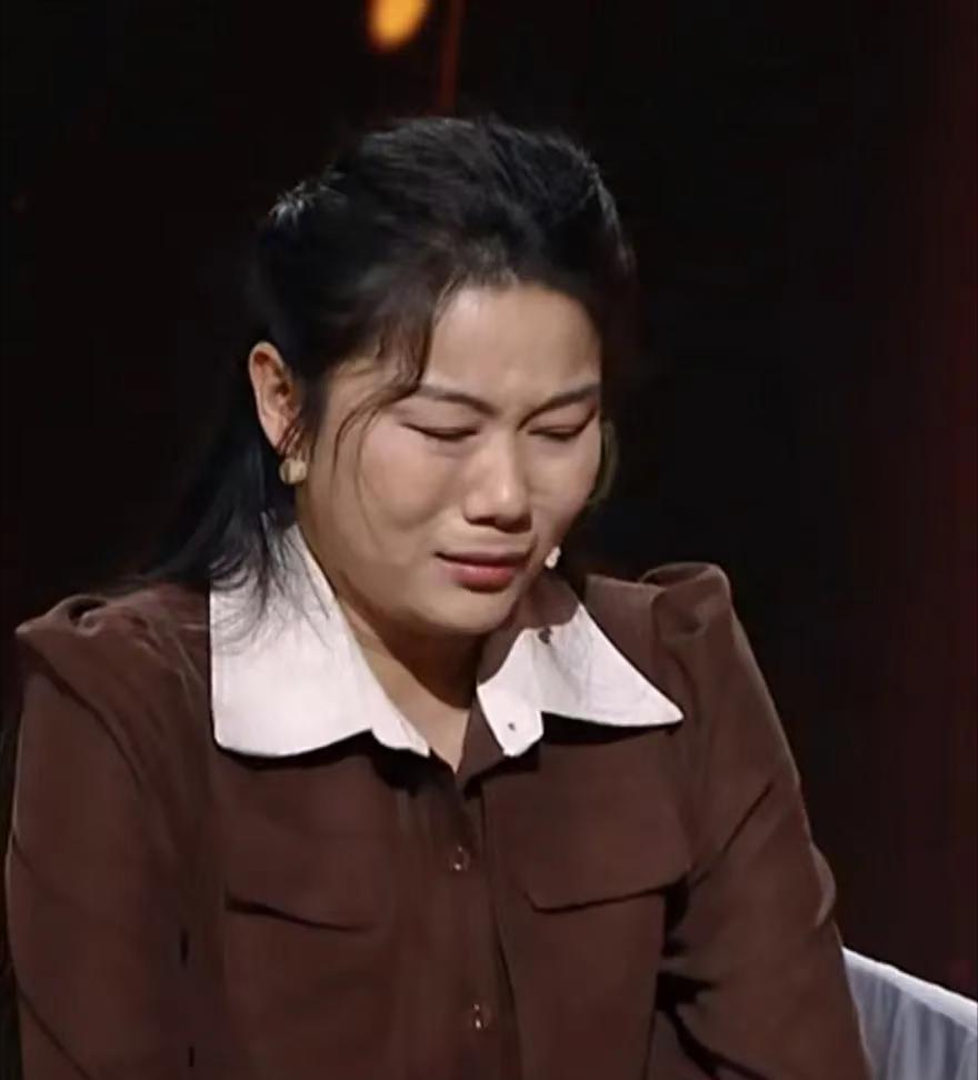 2019年，河南一女子离婚后，带走了女儿，留下两个儿子和前夫生活。一次，女子去看