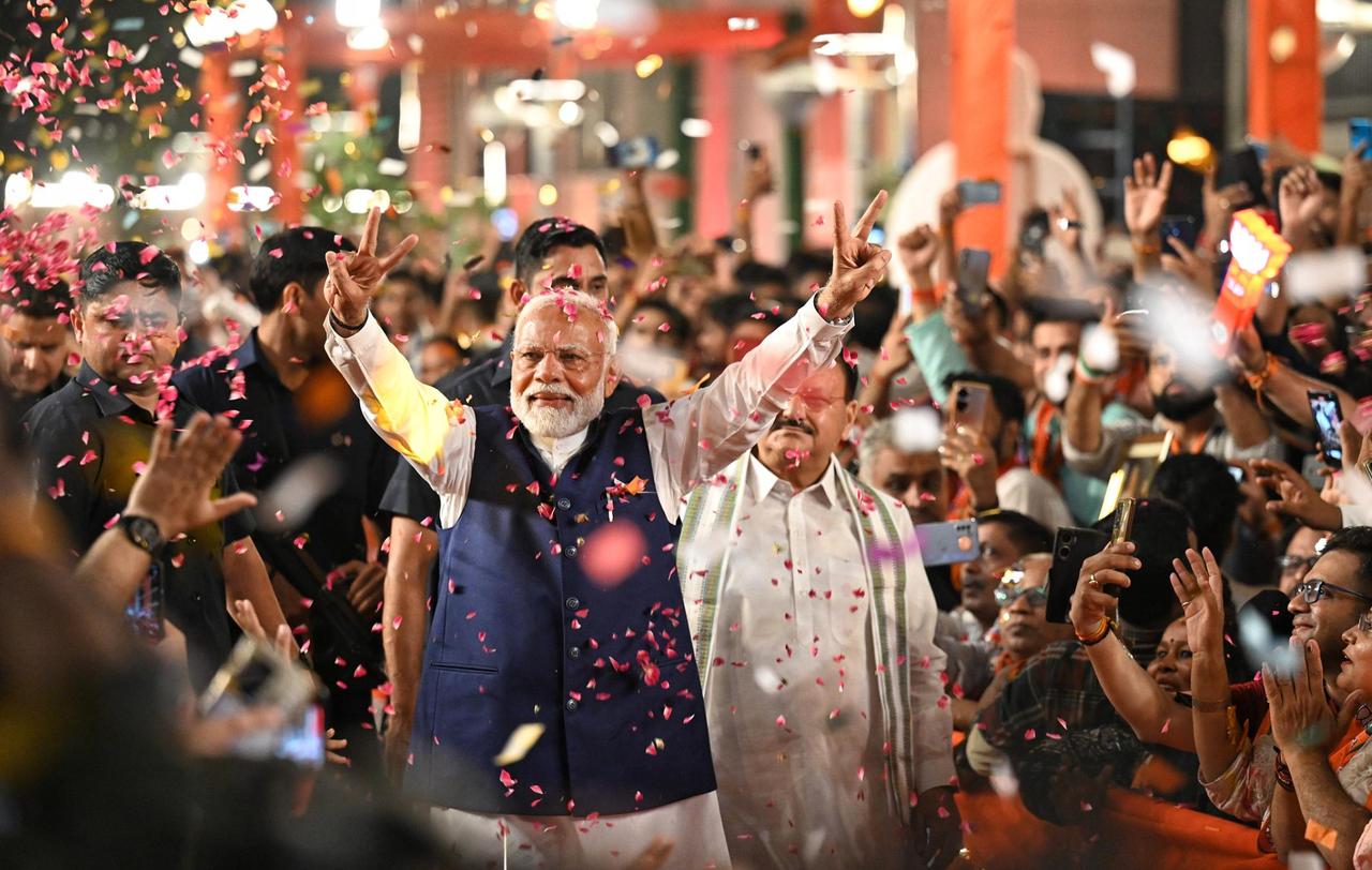 三哥鸡的屁缩水10万亿……印度GDP数据为何会缩水超10万亿这水份得有多大啊