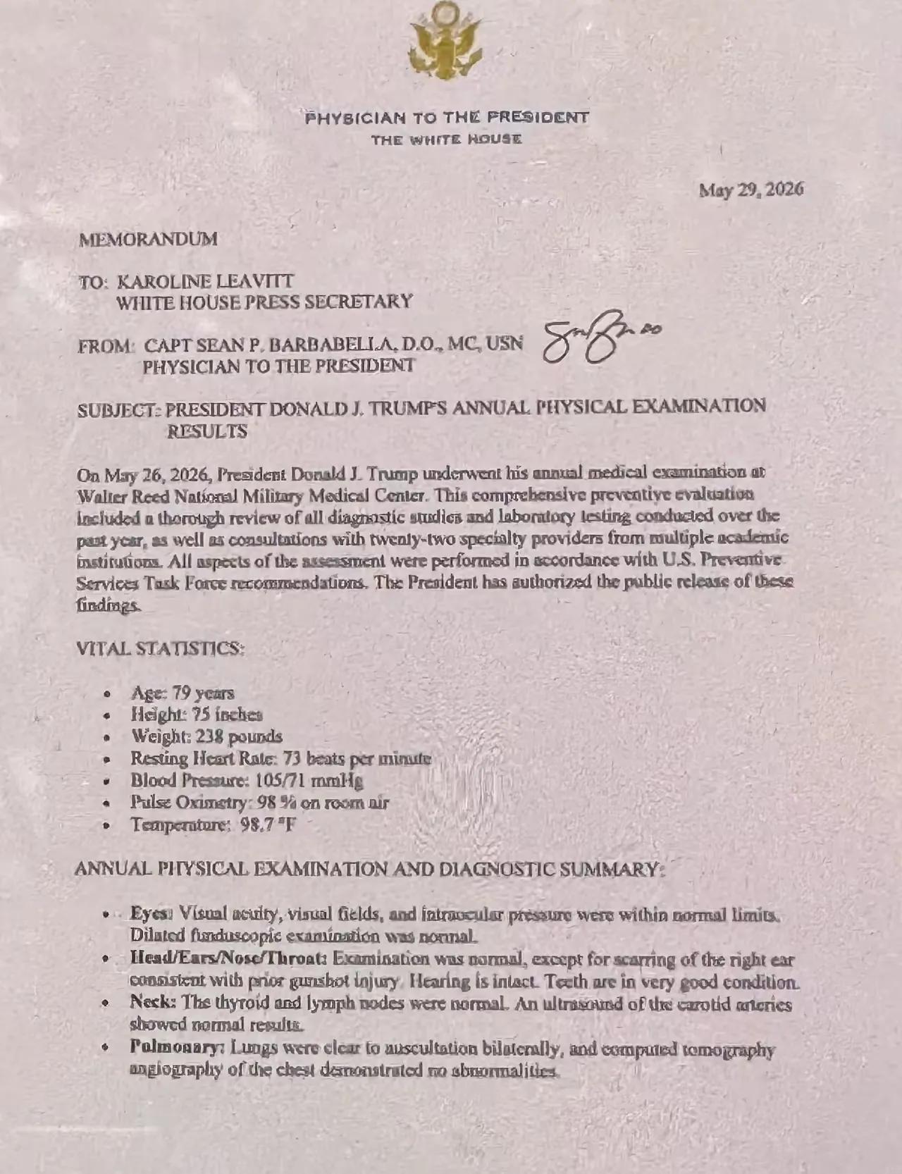 80岁的川普体检报告曝光。医生表示，特朗普的健康状况很好，没有发现心力衰竭、肾功