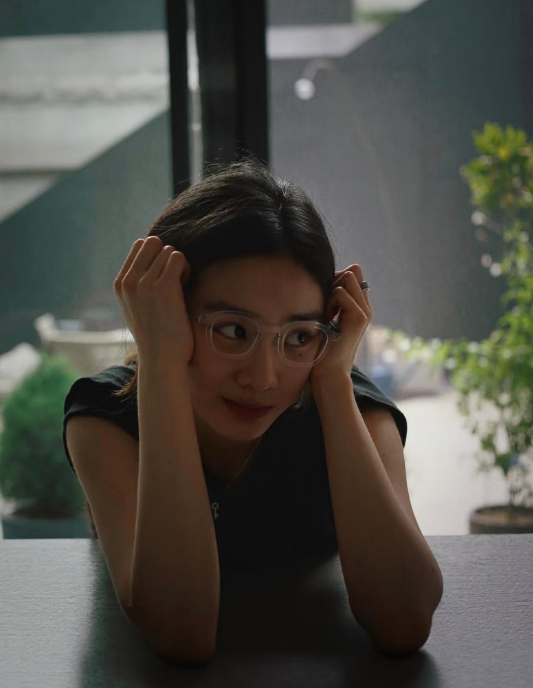黄多多ins更新，多多的气质好文艺～