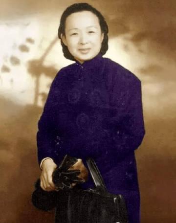 1949年，谢晋元的遗孀向陈毅要了一个房子，陈毅就把吴淞路466号送给她，几天后