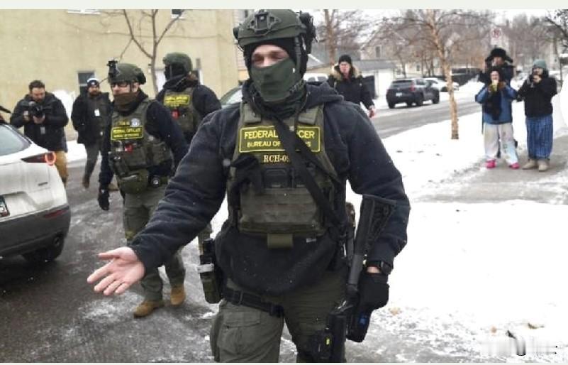 美军1500精锐整装待发！明尼苏达局势失控，特朗普动武信号强烈🇺🇸北