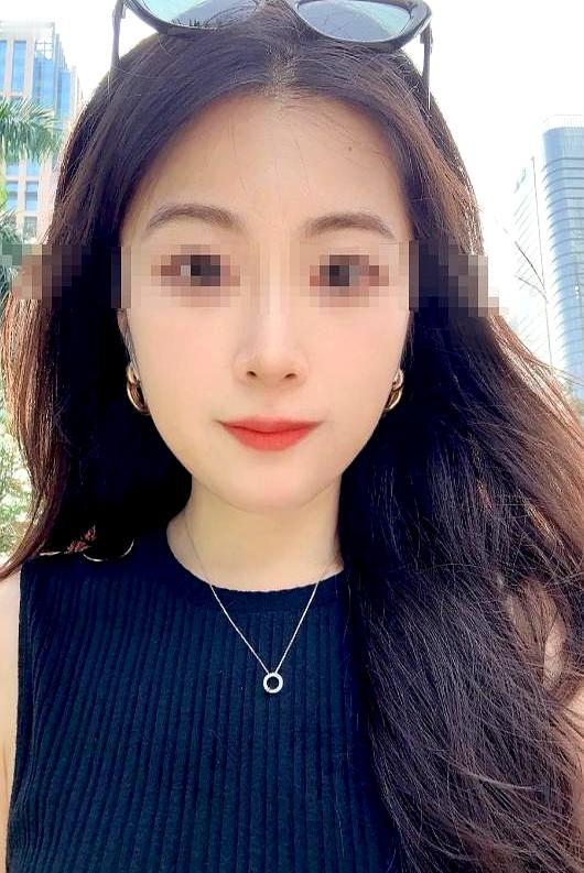 宁波那家服装店里，欠条被人“啪”地按在玻璃台面上时，旁边还站着试衣服的客人，女老