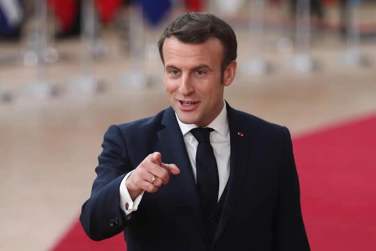 不可思议！美以刚炸完伊朗，法国总统马克龙转头就给伊朗总统打电话。令人没想到的是，