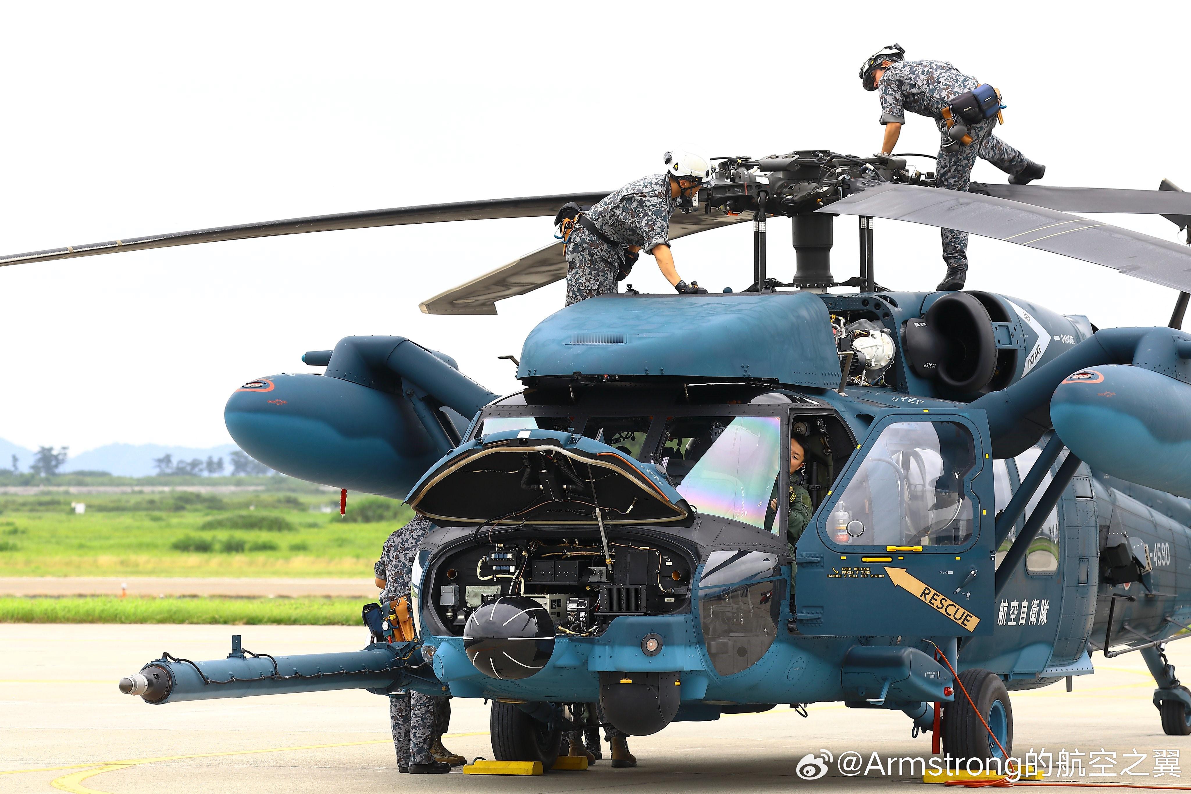 起飞检查中的UH-60JII​​​